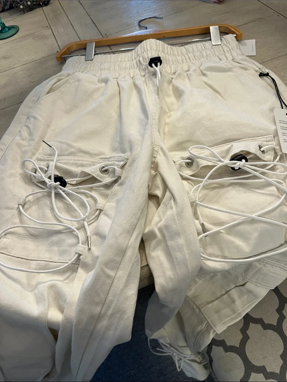 Forever 21 Cream Cargo Drawstring Joggers - Picture 3 of 7